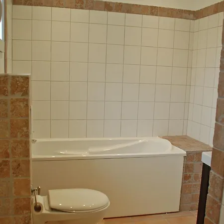 Comfortable With Jacuzzi *