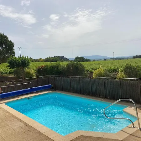 Comfortable With Jacuzzi Willa