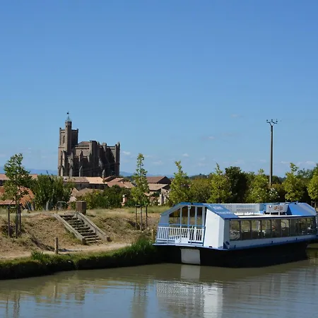Willa Comfortable With Jacuzzi Montbrun-des-Corbières