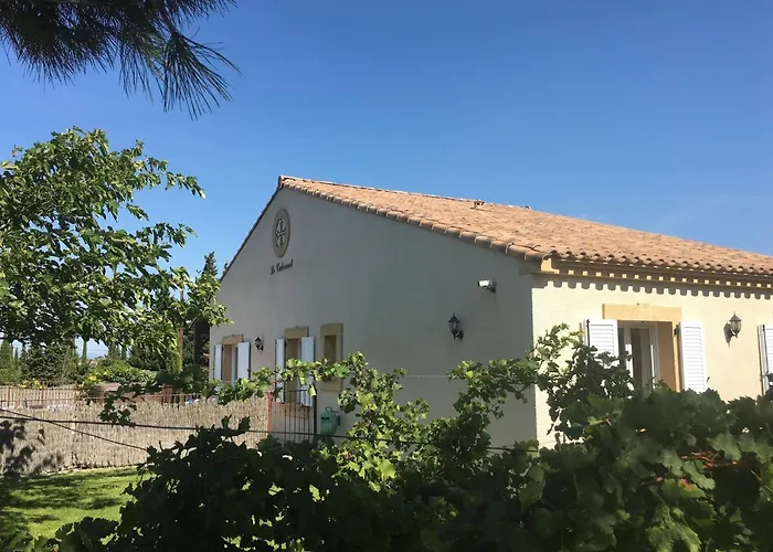 Comfortable With Jacuzzi Montbrun-des-Corbières