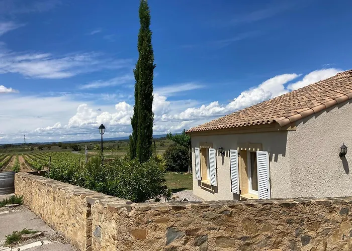 Comfortable With Jacuzzi Villa *